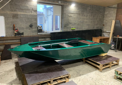 Лодка из Пнд Киммерия 400R Изумруд