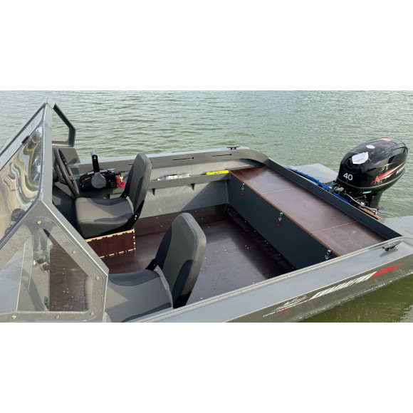 Лодка из Пнд Киммерия 440DC Серая